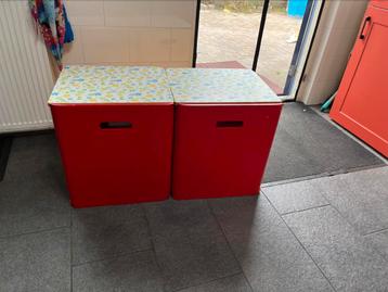 2 rode tafel met stoel - kinderset beschikbaar voor biedingen