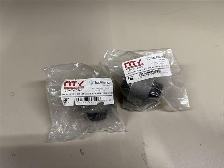 voorste onderste ophangingsarm voor lexus IS200 IS300 toyota, Auto diversen, Auto-accessoires, Nieuw, Ophalen of Verzenden