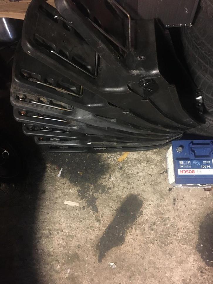 Peugeot fox onderdelen spatbord achterlicht, Fietsen en Brommers, Brommeronderdelen | Snorfietsen, Overige merken, Overige typen