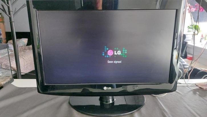 LG 26LH2000 HD Ready 26 Inch TV, Audio, Tv en Foto, Televisies, Gebruikt, LCD, 60 tot 80 cm, HD Ready (720p), LG, 50 Hz, Ophalen