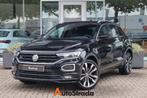 Volkswagen T-Roc 1.5 TSI R-LINE 150pk DSG I Virtual I Navi I, 15 km/l, 4 cilinders, Leder en Stof, Zwart
