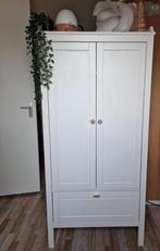 Sundvik kledingkast met marmeren look handgrepen, Ophalen, Gebruikt, 50 tot 70 cm, 105 cm of meer