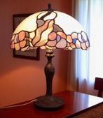 Tiffany lamp - tafellamp art deco - glas in lood - messing, Ophalen of Verzenden, Gebruikt, Glas, Minder dan 50 cm