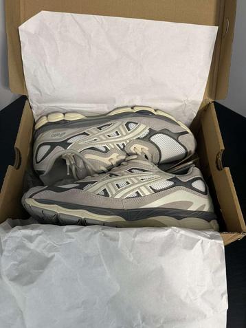 GEL NYC Cream Oyster Grey beschikbaar voor biedingen