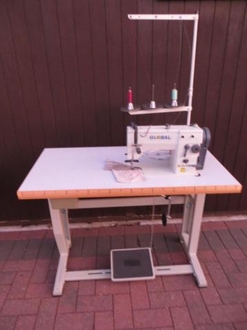 GLOBAL zig-zag naaimachine. beschikbaar voor biedingen