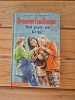 Kinderleesboek Droomvriendinnen Wat geven we katja, Ophalen of Verzenden, Zo goed als nieuw