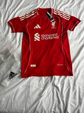 Liverpool thuis tenue 2025/2026 beschikbaar voor biedingen
