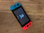 Nintendo switch, Spelcomputers en Games, Spelcomputers | Nintendo Wii, Ophalen, Zo goed als nieuw, Met 2 controllers