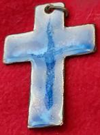 2 hangers kruisjes, Ophalen of Verzenden, Zo goed als nieuw, Sieraad