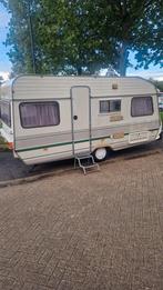 Chateau Chiara 460, Caravans en Kamperen, Chateau, Rondzit, Ringverwarming, 750 - 1000 kg