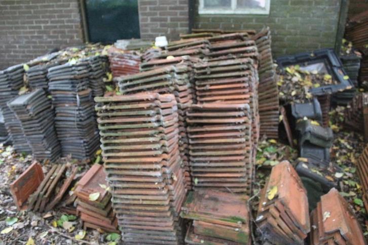 Kurstjens Tuile de Nord vlakke wel met gevelpannen, Doe-het-zelf en Verbouw, Dakpannen en Dakbedekking, Gebruikt, Dakpannen, Steen of Klei