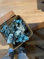 Ijsblauwe kerst decoratie, Diversen, Kerst, Ophalen of Verzenden, Zo goed als nieuw