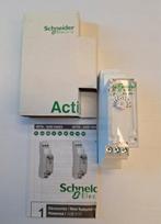 Schneider A9E16065 tijdrelais | opkomst vertraging | 24-240V, Ophalen of Verzenden, Nieuw