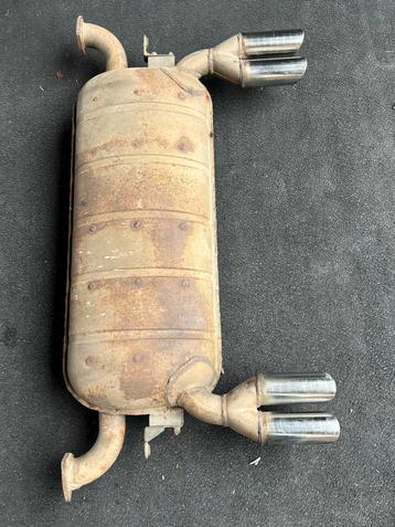 Originele Ferrari 348 Uitlaat beschikbaar voor biedingen