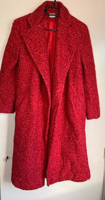 2 super mooie winterjassen. beschikbaar voor biedingen