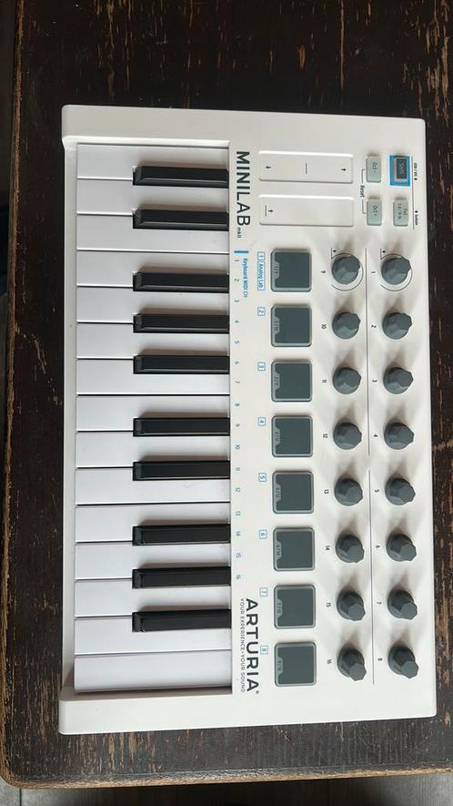 Arturia MINILAB mkll, Muziek en Instrumenten, Samplers, Zo goed als nieuw, Ophalen of Verzenden