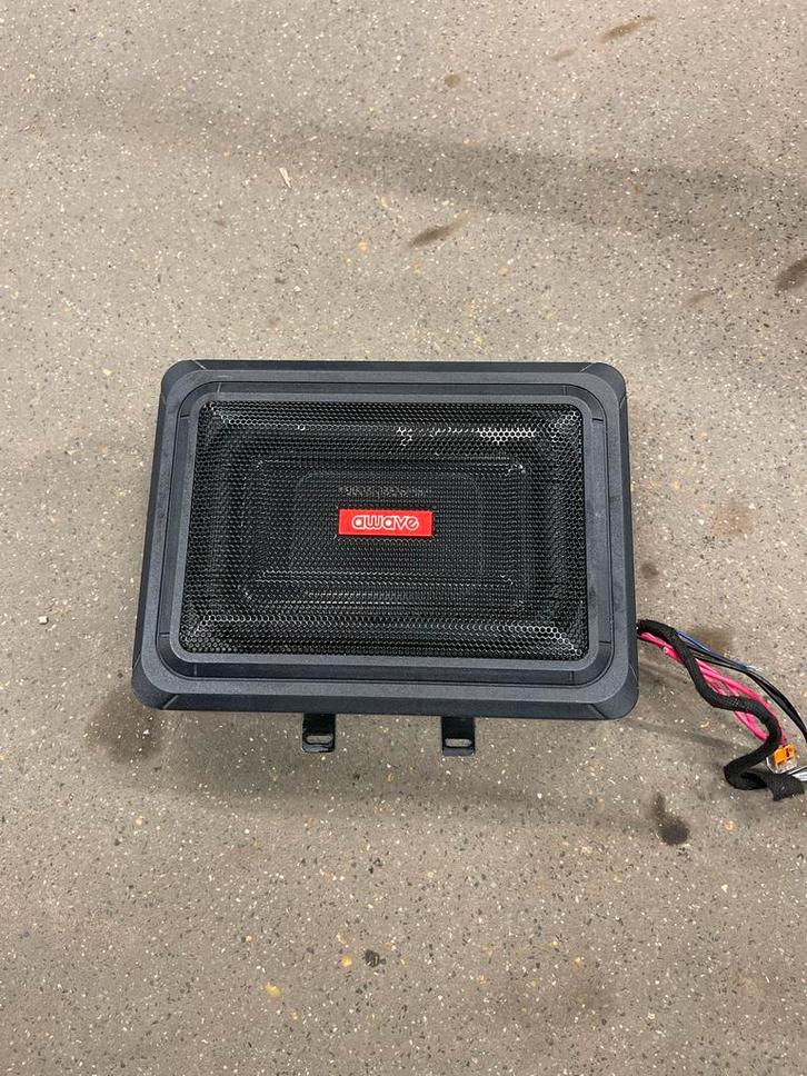 Underseat Subwoofer, Auto diversen, Autospeakers, Gebruikt, Ophalen of Verzenden