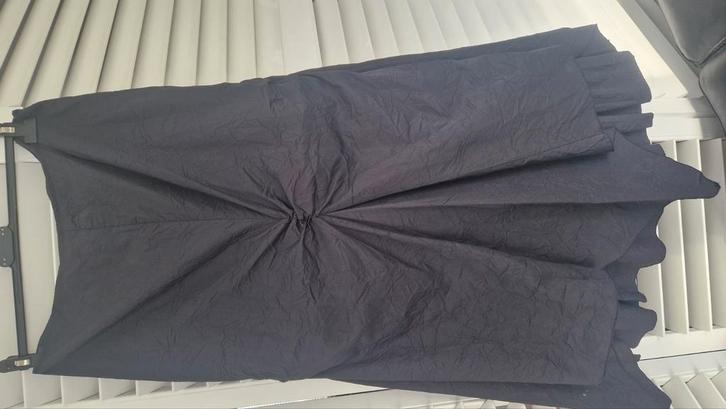 ONLY zwart lange gave rok met punten en plooi mt 40, Kleding | Dames, Rokken, Gedragen, Maat 38/40 (M), Zwart, Onder de knie, Verzenden