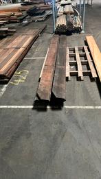 Hardhouten Damwand 40 mm 4 stuks 300 cm € 75 ophalen, Ophalen, Zo goed als nieuw, 250 cm of meer, Balken