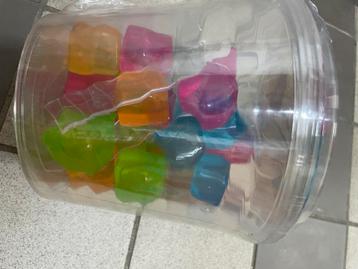 Ijsblokjes beschikbaar voor biedingen