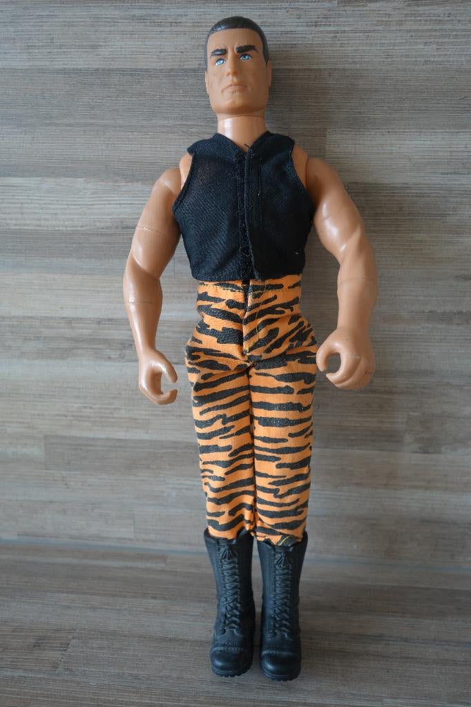 actionman, Ophalen, Gebruikt