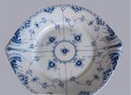 Royal Copenhagen Blue Fluted Half Lace Serveerschaal #666, Verzenden
