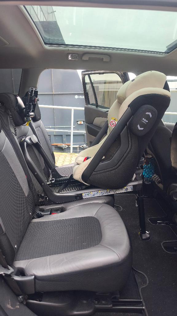 Autostoel Axkid One - achterwaarts tot 7 jaar (R129, +Test), Kinderen en Baby's, Autostoeltjes, Zo goed als nieuw, Overige merken