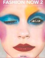 FASHION NOW Taschen gebonden uitgave dikke pil, Verzenden, Zo goed als nieuw