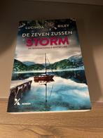 Lucinda Riley - De Zeven Zussen: Storm, Ophalen of Verzenden, Zo goed als nieuw, Lucinda Riley, Europa overig