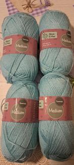 4 Bollen Alison & Mae Garen - Lichtblauw, Ophalen of Verzenden, Nieuw, Breien of Haken, Wol of Garen