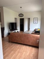 ruime woonunit met 3 slaapkamers inrichting inbegrepen, Doe-het-zelf en Verbouw, Bouwketen en Schaftketen, Ophalen, Zo goed als nieuw