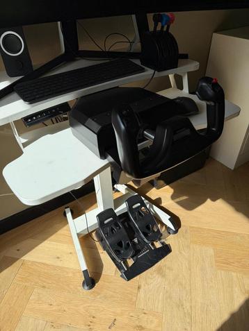 Flight Simulator accessoires: stuur & gashendel beschikbaar voor biedingen