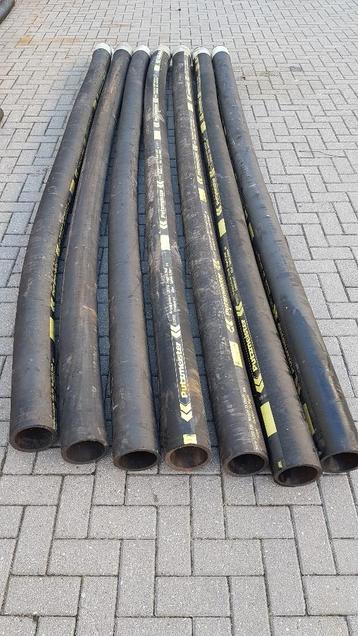 BETONPOMP STORT SLANG beschikbaar voor biedingen