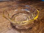 Vintage schaal glas geel, Ophalen of Verzenden