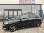 Mercedes-Benz B-klasse 180 SPORT NIGHT EDITION 122PK NAVI/LE, Auto's, Gebruikt, 4 cilinders, Handgeschakeld, 695 kg
