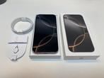 iPhone 16 Pro met barst | Oplader | 256GB | 100% batterij, Ophalen of Verzenden, Zo goed als nieuw, Zonder simlock, Zilver