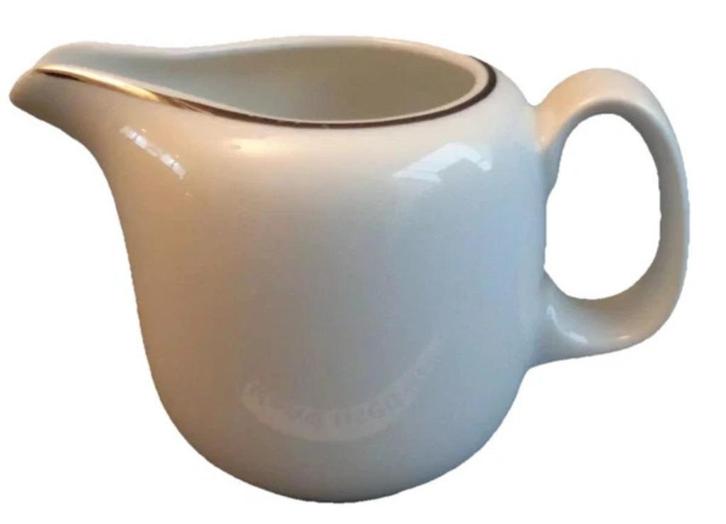 Arzberg 5500 Brasilia melkkan 16cl witbruin dekor 4971 servi, Huis en Inrichting, Keuken | Servies, Zo goed als nieuw, Overige typen