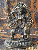 Mooi zwaar antiek brons Shiva beeldje uit India 14,8 cm.