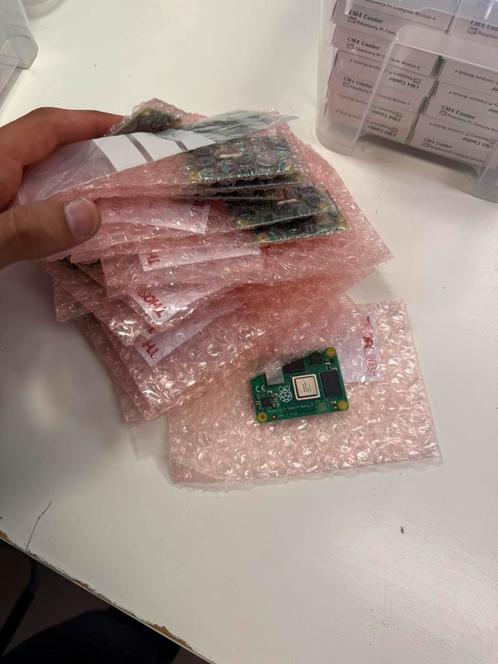 Rasperry Pi CM4104016 (21 stuks), Computers en Software, Processors, Nieuw, Overige, Minder dan 2 Ghz, Ophalen of Verzenden