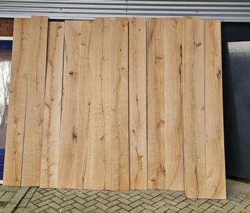 Gedroogde en Geschaafde Eiken Planken 22mm Dik 26cm Breed beschikbaar voor biedingen