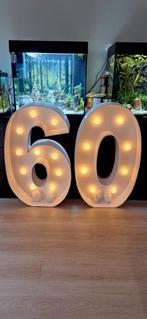 Lichtcijfers 60 te huur voor €40 in Barendrecht, Ophalen, Zo goed als nieuw