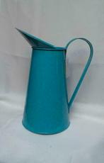 Mooie, decoratieve, blauwe, ijzeren Schenk Kan, Bloemenvaas, Ophalen of Verzenden, Nieuw