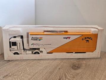 Renault Magnum AE 500, Benetton Renault F1, Camel-livery. beschikbaar voor biedingen