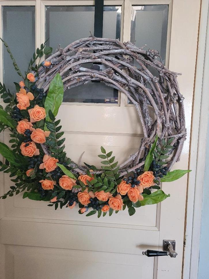 Nieuwe XL krans met zijden bloemen, Huis en Inrichting, Woonaccessoires | Kransen, Nieuw, Ophalen of Verzenden