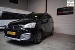 Peugeot Partner Tepee 1.2 PureTech Style afn. trekhaak, Gebruikt, 1199 cc, Zwart, Handgeschakeld