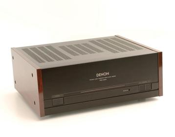 Denon POA 2200 power amplifier in nieuwstaat! beschikbaar voor biedingen