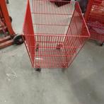 7 handige graaimanden draadmanden op wielen, Ophalen