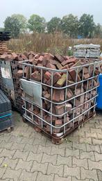 Partij gebruikte dikformaten gemixt rood/geel €47,50 per m2, Tuin en Terras, Tegels en Klinkers, Overige materialen, Gebruikt