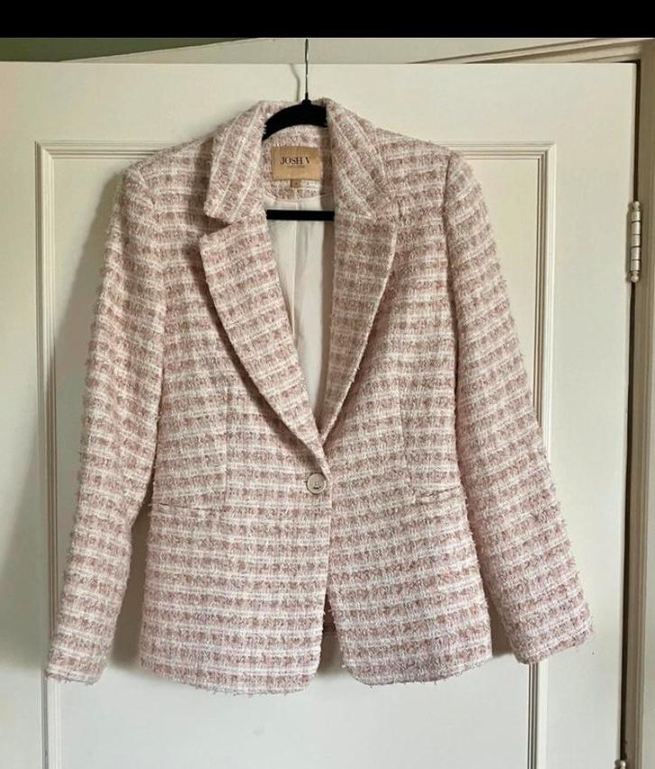 Creme, roze JoshV, Josh V Boucle blazer in maat S., Kleding | Dames, Jasjes, Kostuums en Pakken, Zo goed als nieuw, Jasje, Maat 36 (S)