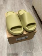 YEEZY slide resin maat 43 nieuw, Kleding | Heren, Nieuw, Slippers, Ophalen of Verzenden, Yeezy